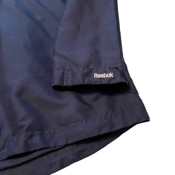 NHL Reebok Winnipeg Jets Fan Jacket - Men’s Size Medium-Vented Back-Front Zip - Picture 5 of 12